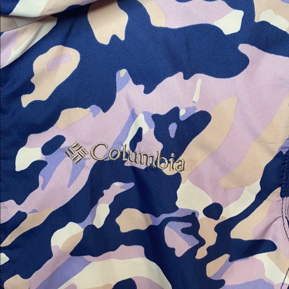 Columbia Jacket and O’Neill pull over - Picture 3 of 10